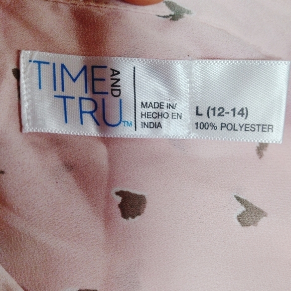 Time and Tru Heart Print Button Down Shirt - Picture 8 of 8
